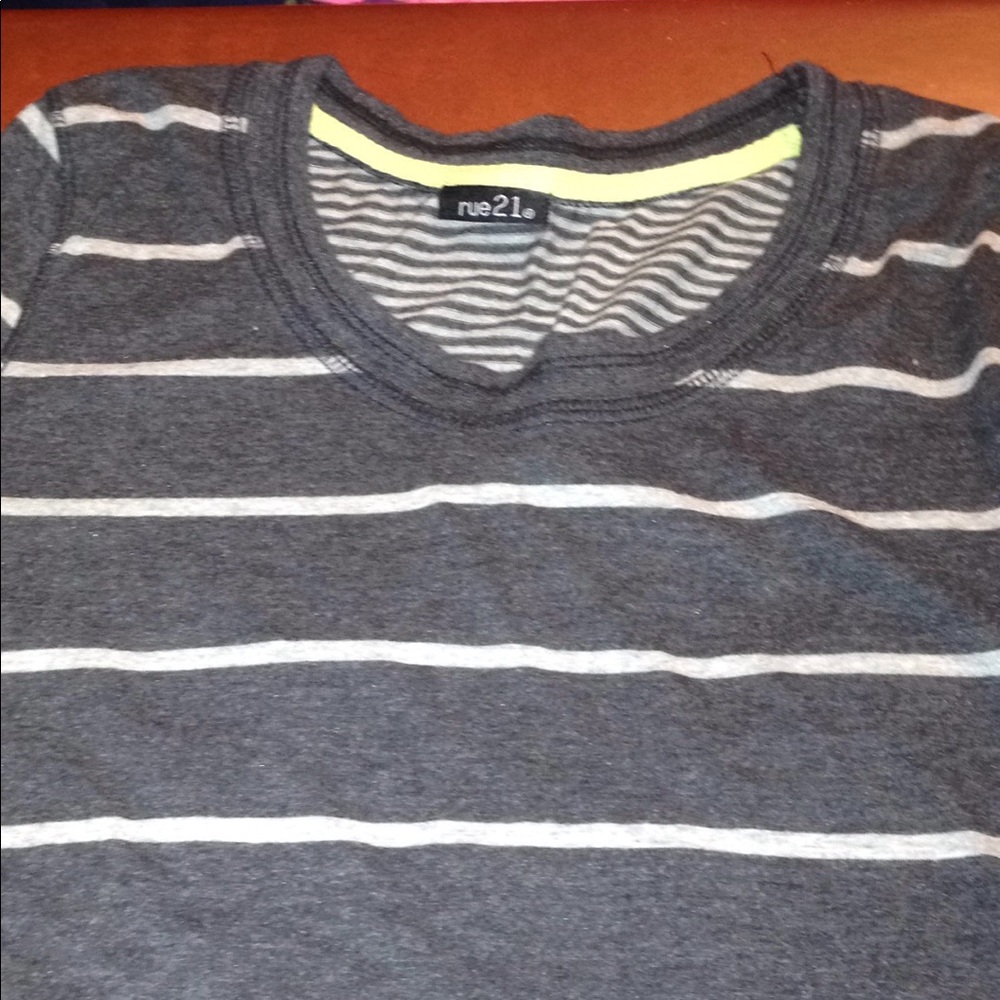two-tone long sleeve rue21 shirt!